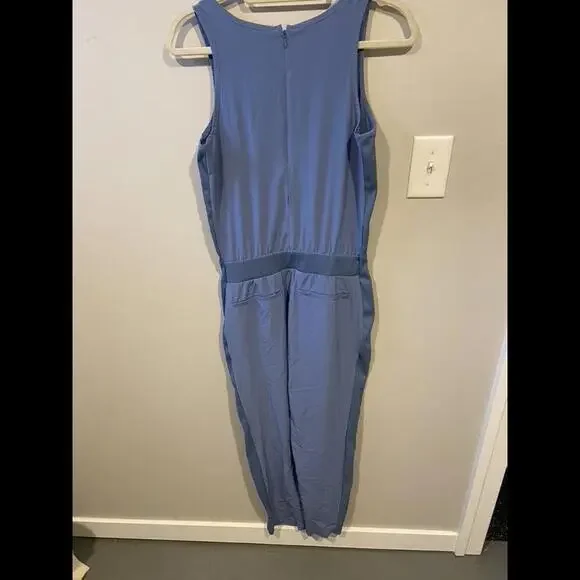 Athleta Brooklyn Jumpsuit in Cottage Blue- size 4 - Picture 6 of 10